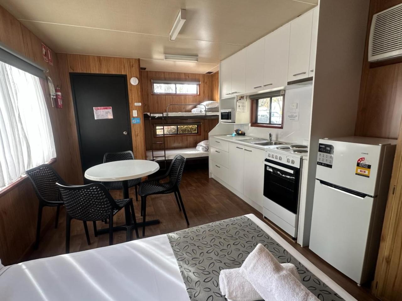 Nrma Ballarat Holiday Park Exterior foto
